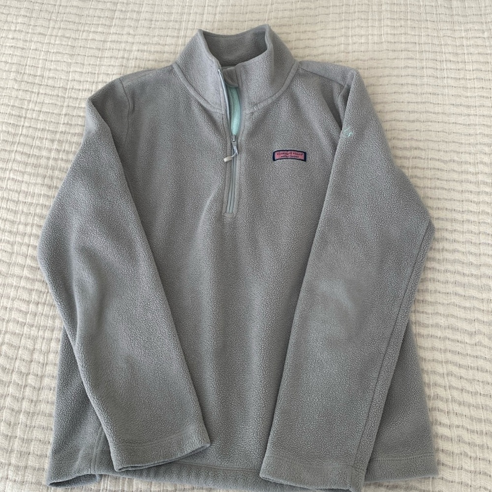 Vineyard Vines size M gray 1/4 zip fleece pullover